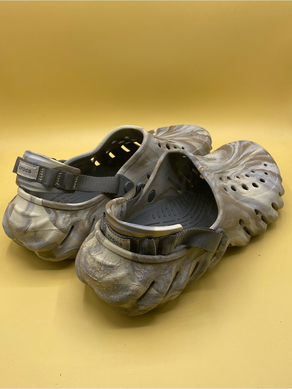 Crocs Echo Marbled Clog - Picture 2 of 4